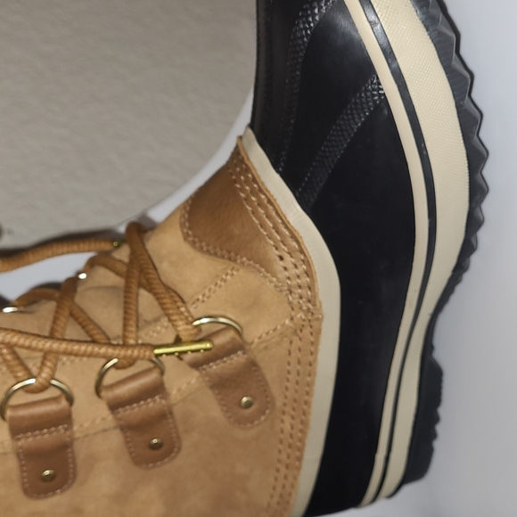 Sorel Joan of Arctic Caramel Black Waterproof Boots size 9.5 NWT - Picture 6 of 12